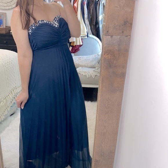 B. darlin formal maxi dress gown size 5/6 - Picture 4 of 9